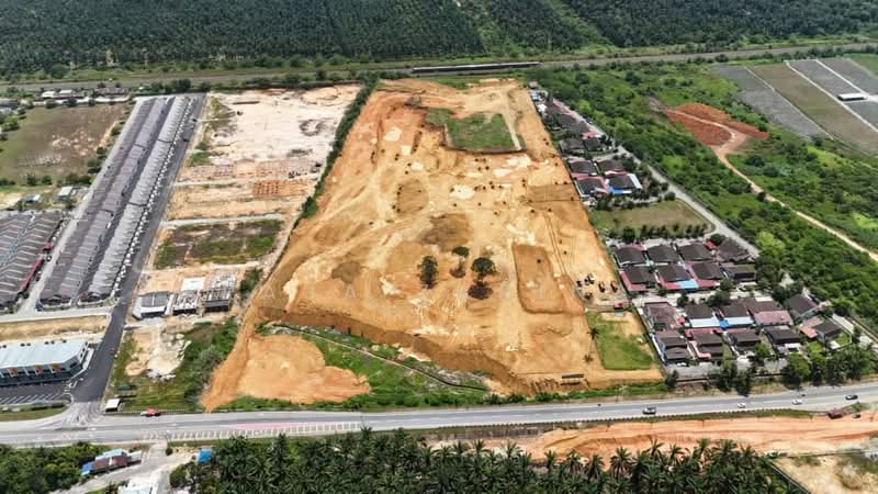 1-storey Terraced House for Sale in Kamunting (Perak) - Raja Zarina - Exterior - PropertyGuru.com.my