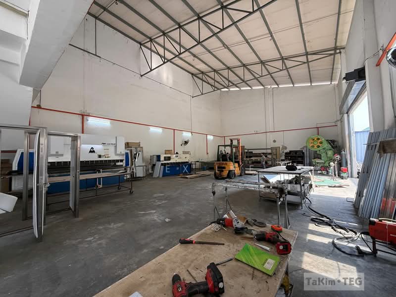 Warehouse for Rent in Kapar (Selangor) - Alex Lee - Interior - PropertyGuru.com.my