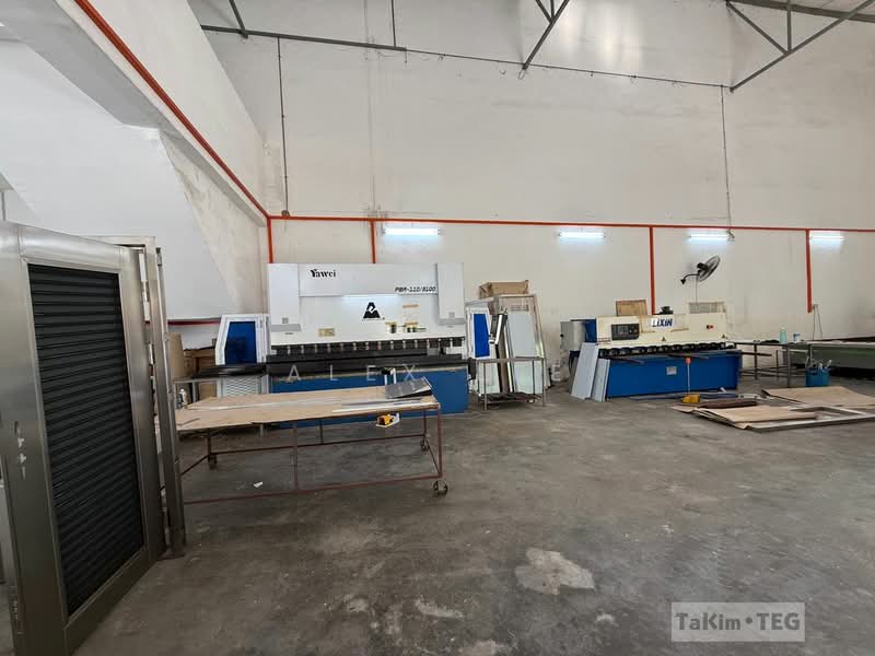 Warehouse for Rent in Kapar (Selangor) - Alex Lee - Interior - PropertyGuru.com.my