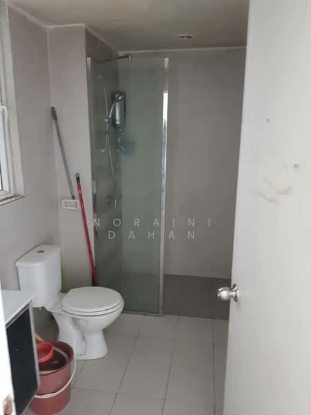 Service Residence for Sale at Menara U - Noraini Dahan - Bathroom - PropertyGuru.com.my