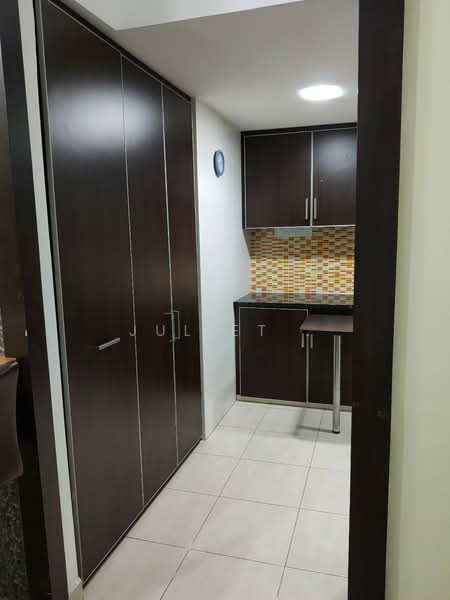 Kondominium untuk Disewa di Casa Desa - Juliet . - Kitchen - PropertyGuru.com.my