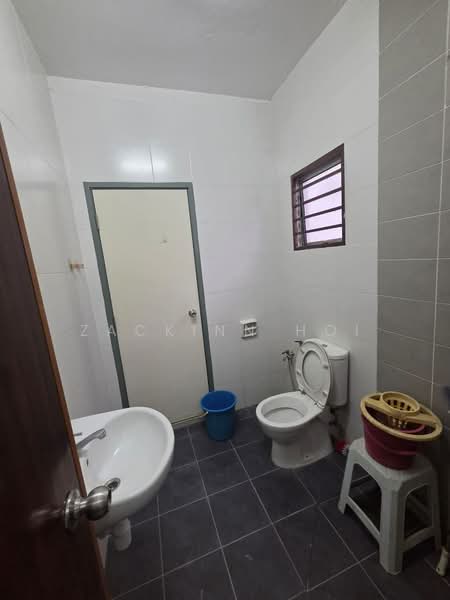 2-storey Terraced House for Rent in Bandar Parklands (Klang) - Zackinn Hoi - Bathroom - PropertyGuru.com.my