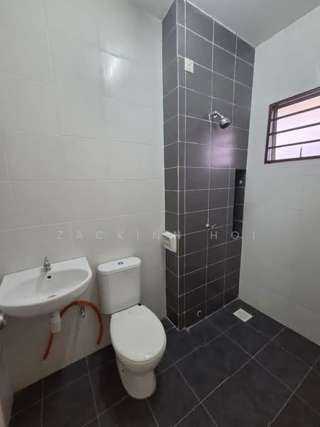 2-storey Terraced House for Rent in Bandar Parklands (Klang) - Zackinn Hoi - Bathroom - PropertyGuru.com.my