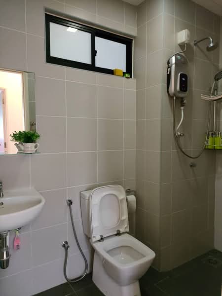 Servis Apartment untuk Disewa di Meridin Suites @ The Meridin - Terrance Soong - Bathroom - PropertyGuru.com.my