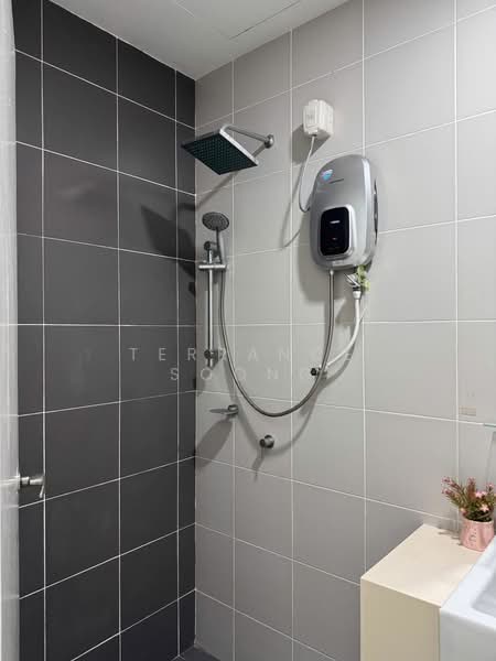 Servis Apartment untuk Disewa di Meridin Suites @ The Meridin - Terrance Soong - Bathroom - PropertyGuru.com.my