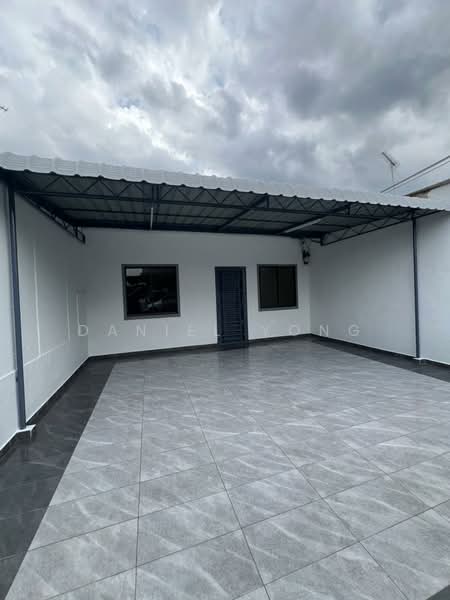 Rumah Teres 1 Tingkat untuk Dijual di Taman Saleng (Kulai) - Daniel Yong - Exterior - PropertyGuru.com.my