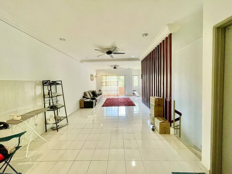 Rumah Teres 3 Tingkat untuk Dijual di Selayang (Selangor) - Fauran Nawawi - Living Room - PropertyGuru.com.my