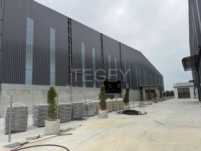Factory for Sale in Puncak Alam (Selangor) - Alex Lee - Exterior - PropertyGuru.com.my