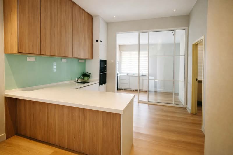 Rumah Teres 1 Tingkat untuk Dijual di Seksyen U13 (Setia Alam) - BILYA ARIFF - Kitchen - PropertyGuru.com.my