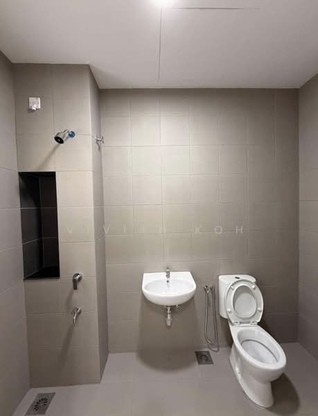 Rumah Teres 2 Tingkat untuk Disewa di Bandar Bukit Raja (Klang) - Vivian Koh - Bathroom - PropertyGuru.com.my