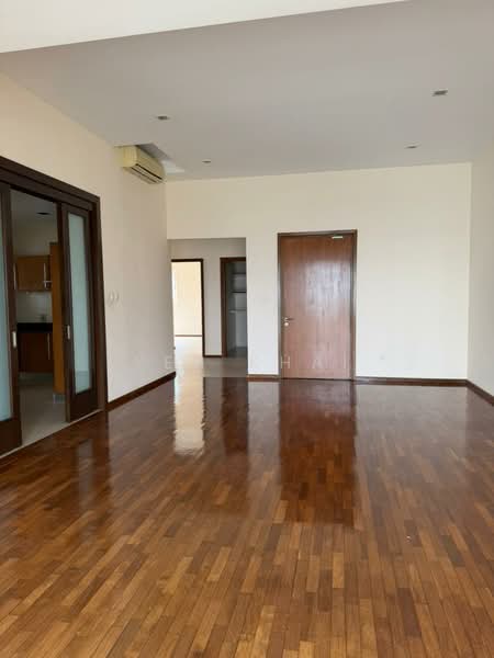 Kondominium untuk Dijual di Hijauan Kiara - Yen Khai - Living Room - PropertyGuru.com.my