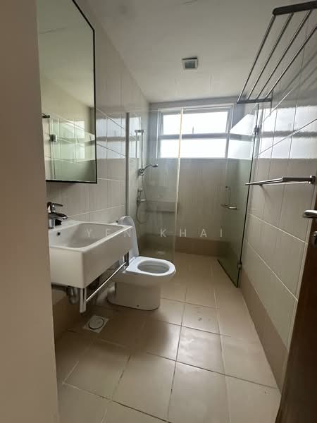Condominium for Sale at Hijauan Kiara - Yen Khai - Bathroom - PropertyGuru.com.my