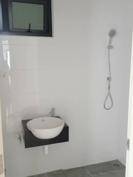 Condominium for Sale at Grace Residence - Sam Yeoh - Bathroom - PropertyGuru.com.my