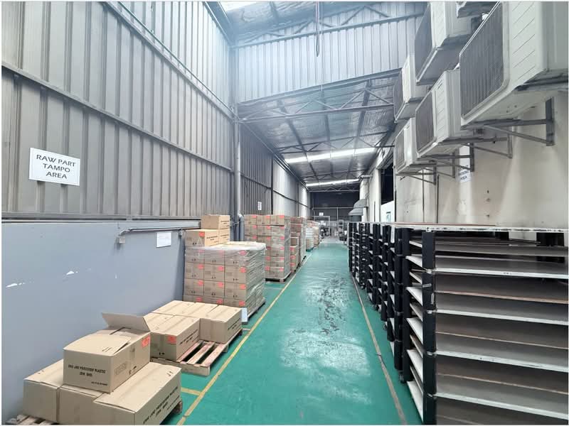 Semi-D Factory for Sale in Taman Desa Idaman (Senai) - Alex Ng - Interior - PropertyGuru.com.my