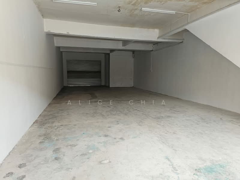 Shop for Rent in Ulu Tiram (Johor) - Alice Chia - Interior - PropertyGuru.com.my