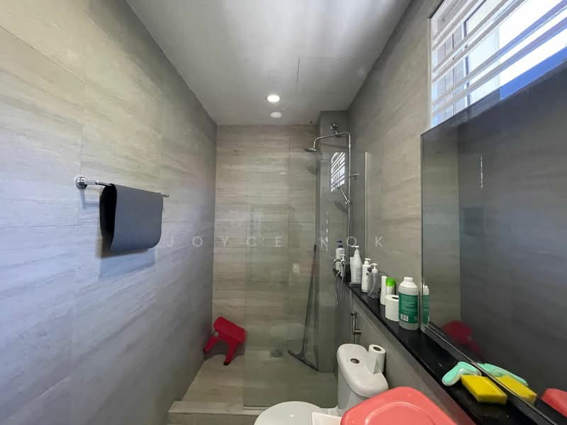 Rumah Berkembar untuk Dijual di Temasya Glenmarie (Glenmarie) - Joyce Kok - Bathroom - PropertyGuru.com.my