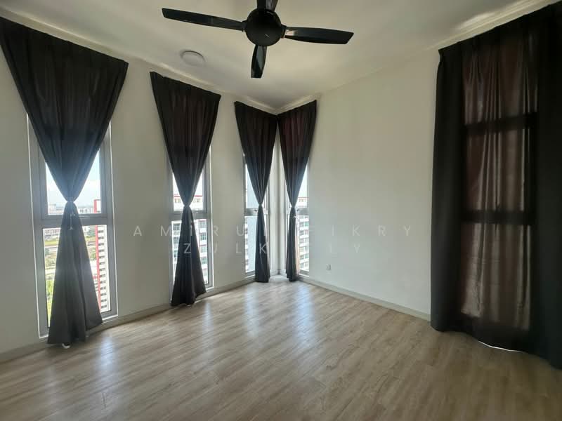 Kondominium untuk Disewa di Lakefront Homes - Amirul Fikry Zulkifly - Living Room - PropertyGuru.com.my