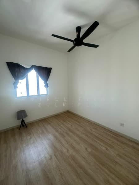 Kondominium untuk Disewa di Lakefront Homes - Amirul Fikry Zulkifly - Bedroom - PropertyGuru.com.my
