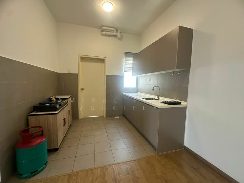 Kondominium untuk Disewa di Lakefront Homes - Amirul Fikry Zulkifly - Kitchen - PropertyGuru.com.my