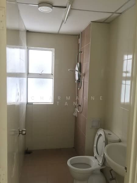 Condominium for Sale at The iResidence - Charmaine Tan - Bathroom - PropertyGuru.com.my