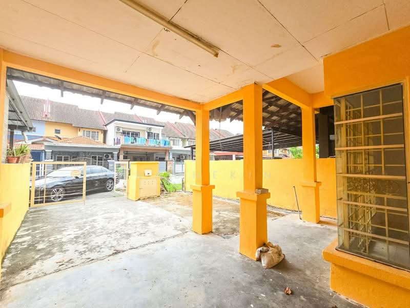 2-storey Terraced House for Sale in Taman Desaria (Nilai) - Nurashekin . - Exterior - PropertyGuru.com.my