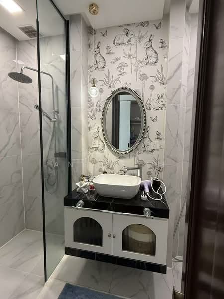 Servis Apartment untuk Disewa di The Oval - Angel Lim - Bathroom - PropertyGuru.com.my