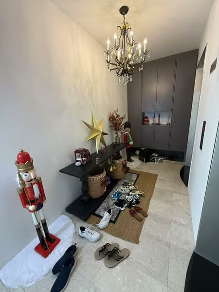 Servis Apartment untuk Disewa di The Oval - Angel Lim - Entrance - PropertyGuru.com.my
