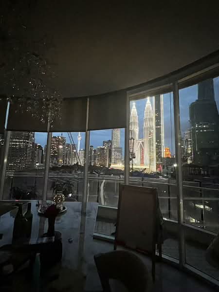 Servis Apartment untuk Disewa di The Oval - Angel Lim - View - PropertyGuru.com.my