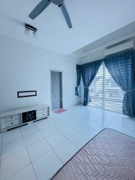 Rumah Teres 2 Tingkat untuk Dijual di Taman Setia Indah (Tebrau) - ALEX TAN - Bedroom - PropertyGuru.com.my