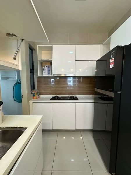 Kondominium untuk Dijual di Lido Four Seasons Residence - Stev Yap - Kitchen - PropertyGuru.com.my