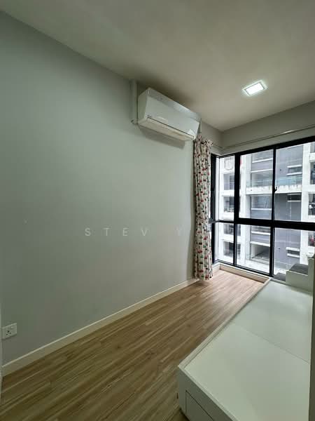 Kondominium untuk Dijual di Lido Four Seasons Residence - Stev Yap - Bedroom - PropertyGuru.com.my