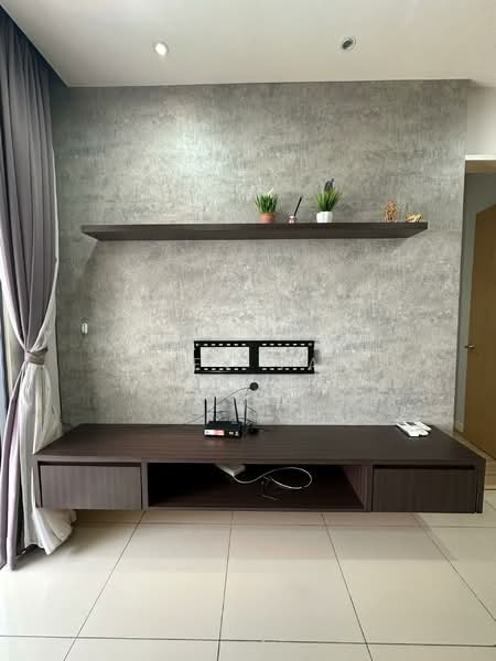 Kondominium untuk Dijual di Lido Four Seasons Residence - Stev Yap - Living Room - PropertyGuru.com.my