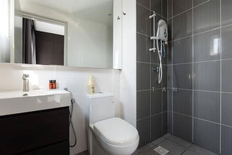 Kediaman Servis untuk Dijual di Imperial Residence - Charmaine Tan - Bathroom - PropertyGuru.com.my