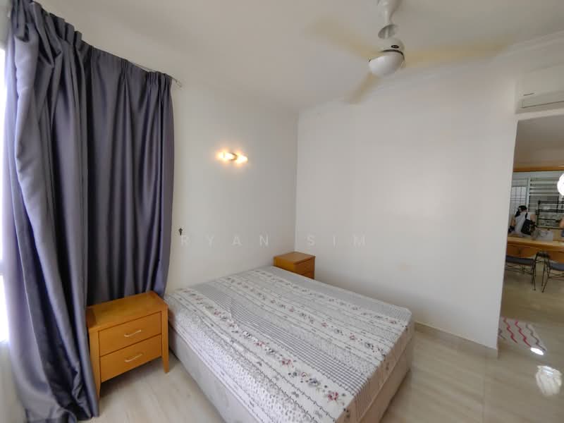 Condominium for Rent at Gurney Park Condominium - Ryan Sim - Bedroom - PropertyGuru.com.my