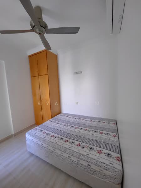 Condominium for Rent at Gurney Park Condominium - Ryan Sim - Bedroom - PropertyGuru.com.my