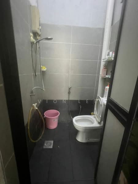 1-storey Terraced House for Sale in Taman Puteri Wangsa (Ulu Tiram) - Vion Lee - Bathroom - PropertyGuru.com.my