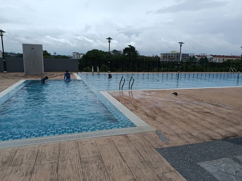 Condominium for Sale at Residensi Zamrud - Teh . - Pool - PropertyGuru.com.my