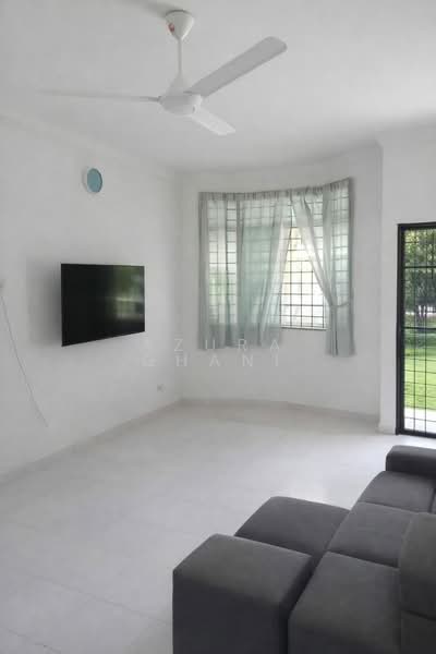 Rumah Berkembar untuk Dijual di Bukit Mertajam (Penang) - Azura Ghani - Living Room - PropertyGuru.com.my