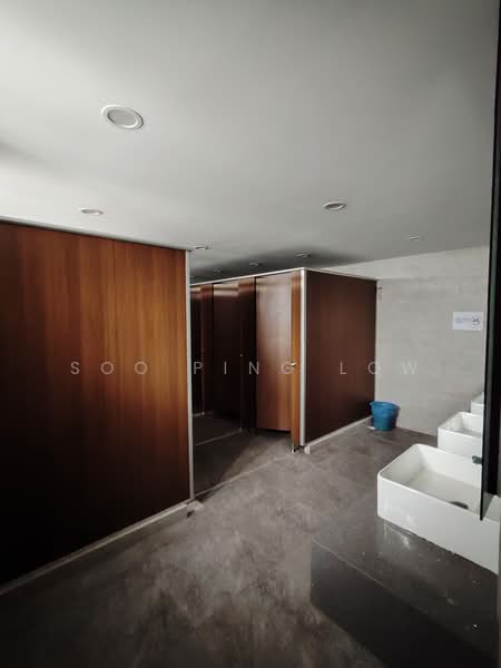 Kilang untuk Dijual di Balakong (Selangor) - Soo Ping Low - Bathroom - PropertyGuru.com.my