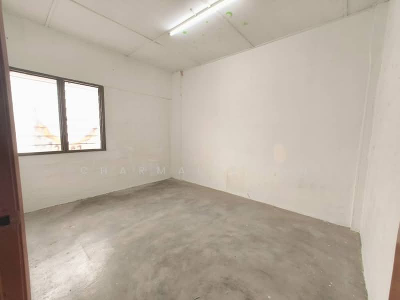 Flat for Sale at Taman Bukit Angsana - Charmaine Tan - Interior - PropertyGuru.com.my