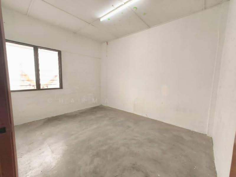 Flat for Sale at Taman Bukit Angsana - Charmaine Tan - Interior - PropertyGuru.com.my
