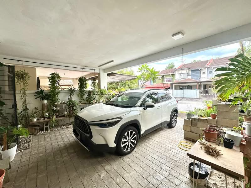 2-storey Terraced House for Sale in Seksyen U10 (Shah Alam) - Shahrul Nizam - Exterior - PropertyGuru.com.my