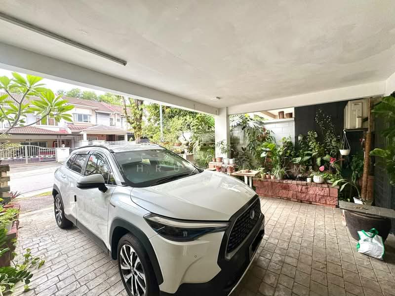 2-storey Terraced House for Sale in Seksyen U10 (Shah Alam) - Shahrul Nizam - Exterior - PropertyGuru.com.my
