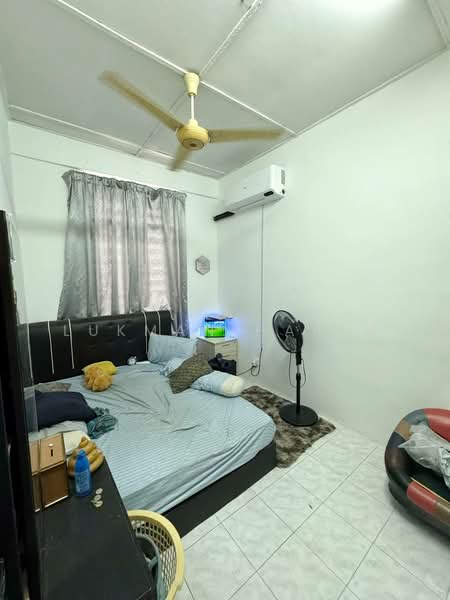 2-storey Terraced House for Sale in Jenjarom (Selangor) - Lukman Hakim - Bedroom - PropertyGuru.com.my