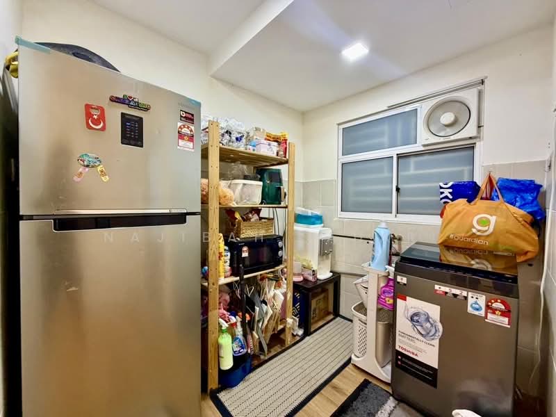 Pangsapuri untuk Dijual di D'Kristal Apartment (Pangsapuri D'Kristal) - Najibah Sahari - Kitchen - PropertyGuru.com.my