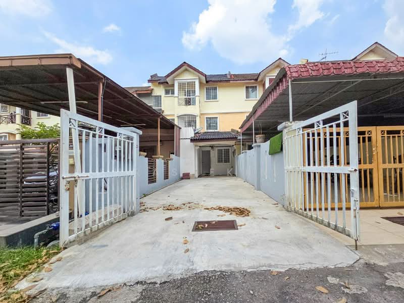Townhouse for Sale in Kajang Perdana (Kajang) - Nurashekin . - Exterior - PropertyGuru.com.my