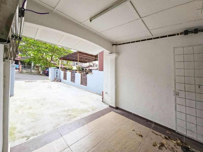 Townhouse for Sale in Kajang Perdana (Kajang) - Nurashekin . - Exterior - PropertyGuru.com.my