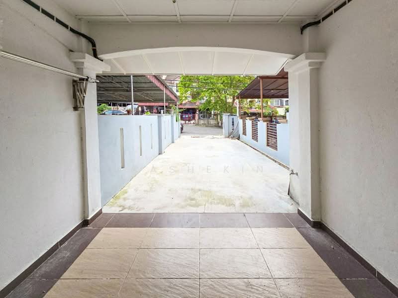 Townhouse for Sale in Kajang Perdana (Kajang) - Nurashekin . - Exterior - PropertyGuru.com.my