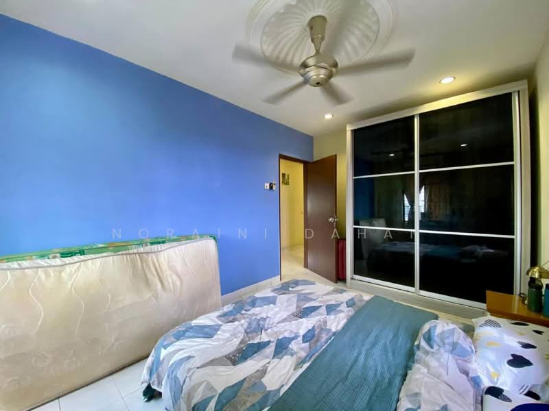 Flat for Sale at Pangsapuri Permata - Noraini Dahan - Bedroom - PropertyGuru.com.my