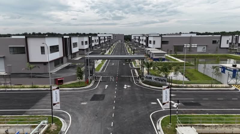 Factory for Rent in Taman Perindustrian Air Hitam (Klang) - Ryan Lok - Exterior - PropertyGuru.com.my
